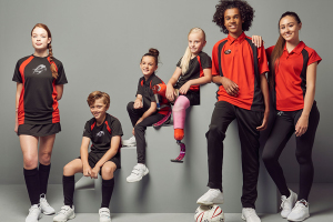 SPORTS CLOTHING